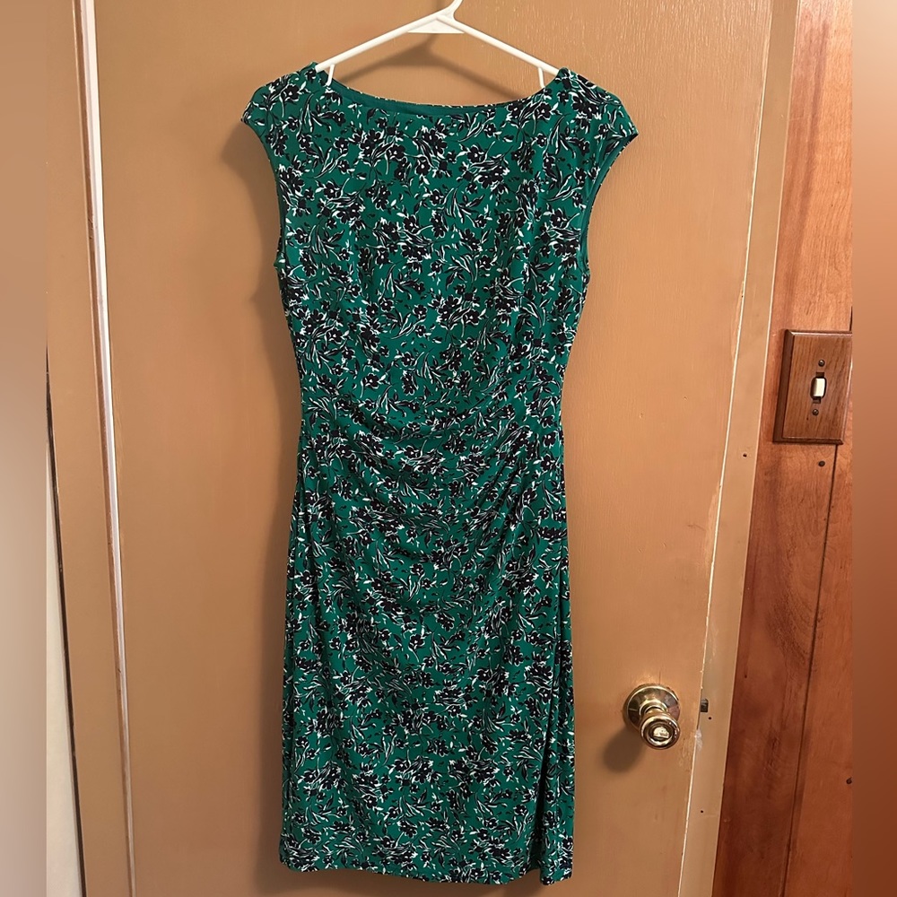 Lauren Ralph Lauren size 4 green print dress